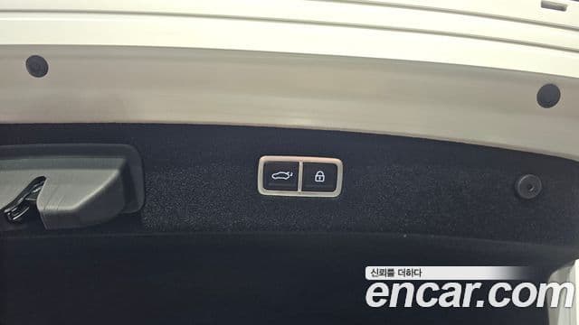 Genesis G90 (RS4) бензин 3.5 турбо e-S/C AWD LWB, 2024 20