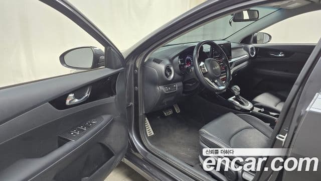 Kia The / новый New K3 2세대 Prestige, 2023 10