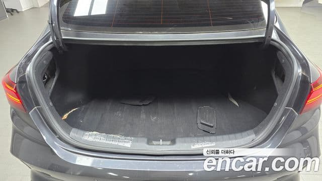 Kia The / новый New K3 2세대 Prestige, 2023 20