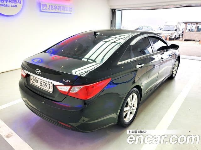 Hyundai YF Sonata топовая версия, 2011 9