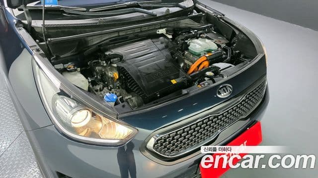 Kia Niro Prestige, 2017 6