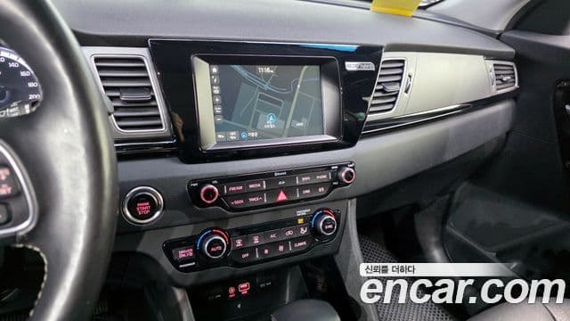 Kia Niro Prestige, 2017 14