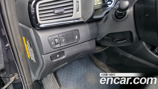 Kia Niro Prestige, 2017 16