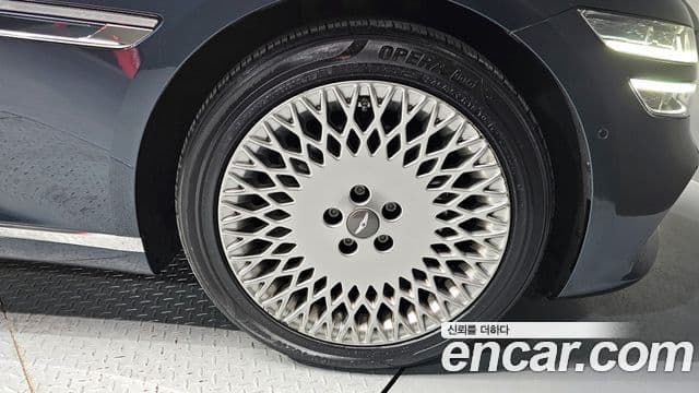 Genesis G80 (RG3) бензин 2.5 турбо AWD, 2021 все фото