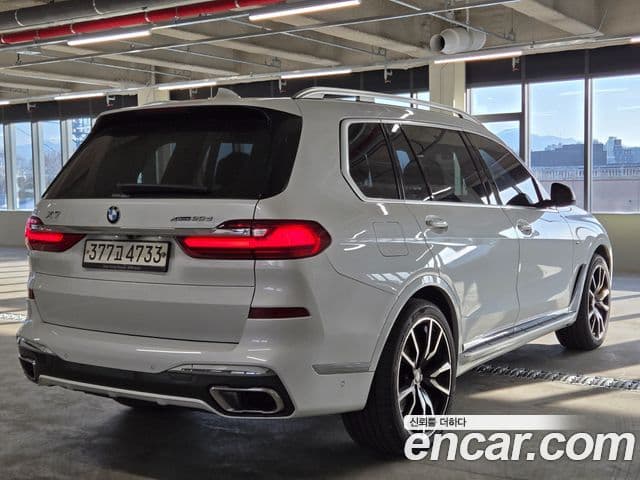 BMW X7 (G07) xDrive 30d M Sport 6인승, 2020 2