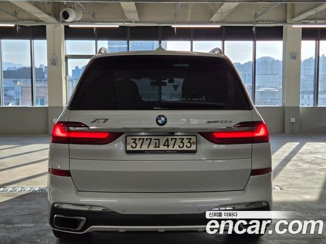 BMW X7 (G07) xDrive 30d M Sport 6인승, 2020 4