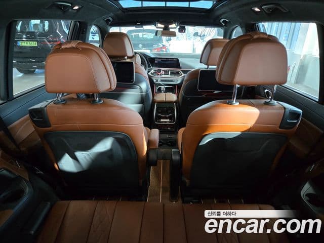 BMW X7 (G07) xDrive 30d M Sport 6인승, 2020 12
