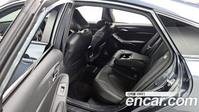 Toyota 아발론 5세대, 2022 12