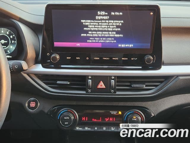 Kia The / новый New K3 2세대 Signature, 2022 13