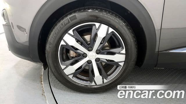 Peugeot 3008 2세대 1.6 BlueHDi GT Line, 2018 все фото