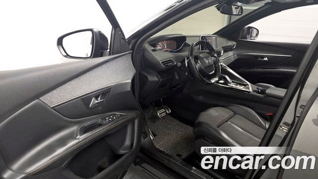 Peugeot 3008 2세대 1.6 BlueHDi GT Line, 2018 10