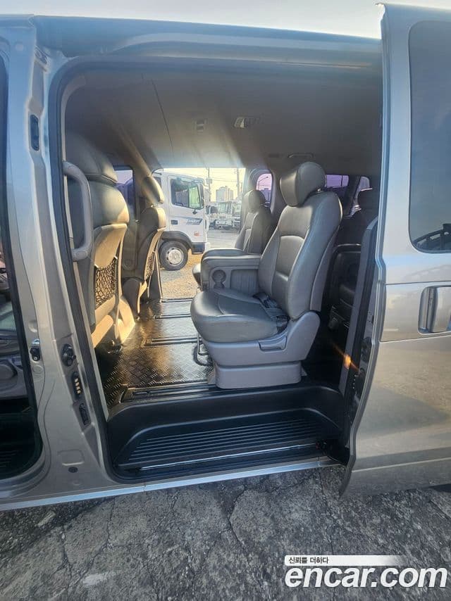 Hyundai Grand Starex CVX Luxury, 2012 11