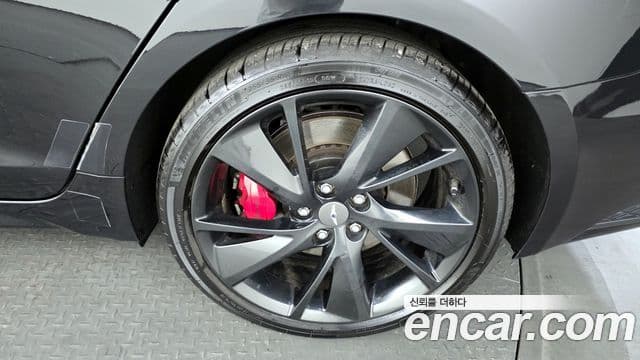 Genesis The / новый New G70, 2023 все фото