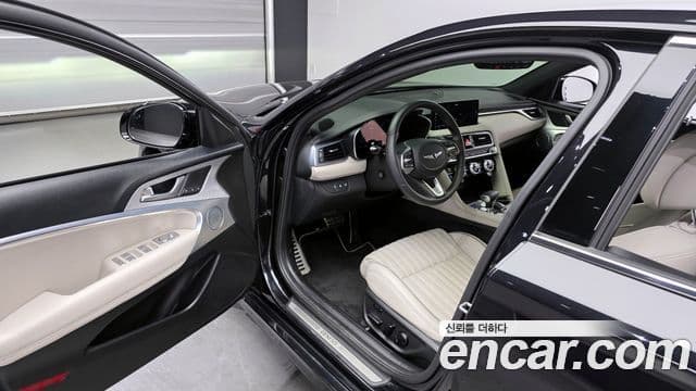 Genesis The / новый New G70, 2023 10