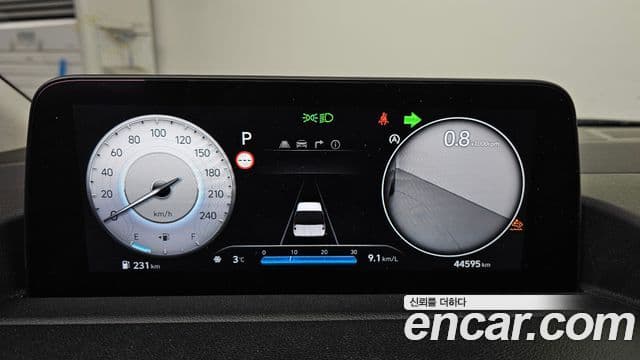 Hyundai Staria Inspiration, 2025 8