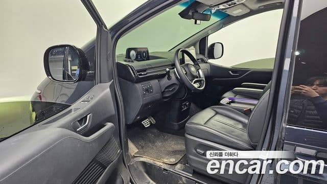 Hyundai Staria Inspiration, 2025 10
