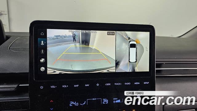 Hyundai Staria Inspiration, 2025 15