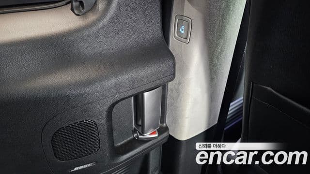 Hyundai Staria Inspiration, 2025 18