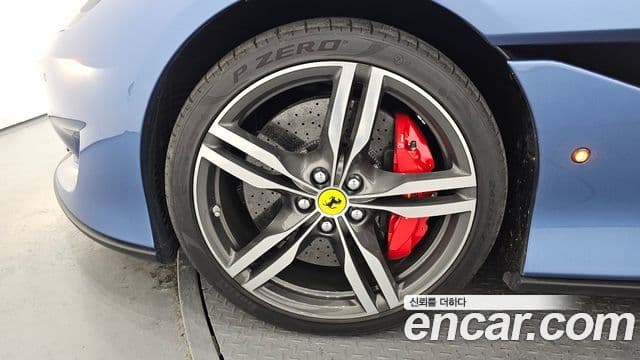 Ferrari 포르토피노 3.9 V8, 2019 все фото