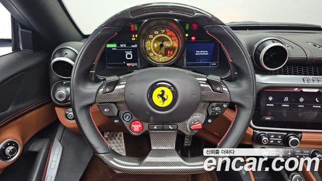 Ferrari 포르토피노 3.9 V8, 2019 13