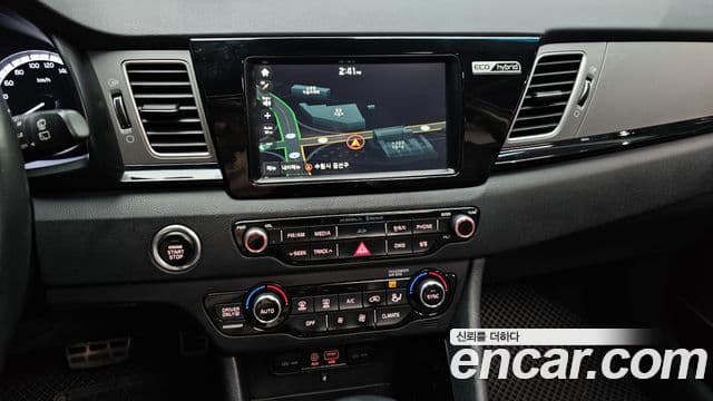 Kia Niro Noblesse, 2017 14