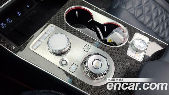 Genesis GV80 купе, 2024 9