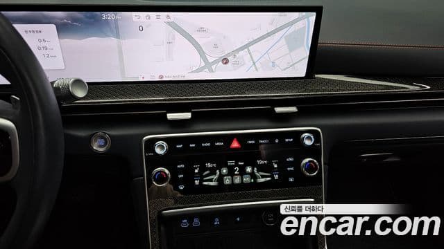 Genesis GV80 купе, 2024 14