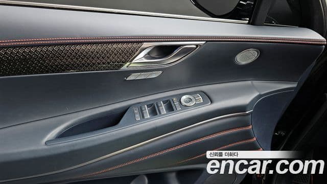 Genesis GV80 купе, 2024 17