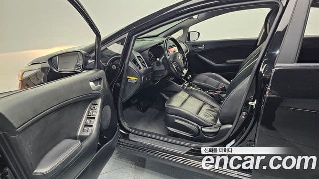 Kia The / новый New K3 Trendy, 2016 10