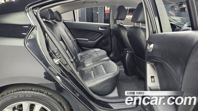 Kia The / новый New K3 Trendy, 2016 12