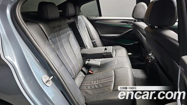 BMW 5시리즈 (G30) 520d M Sport, 2017 12
