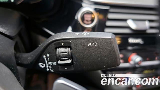 BMW 5시리즈 (G30) 520d M Sport, 2017 16