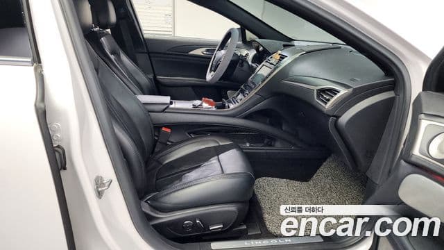 Lincoln New MKZ 2세대, 2017 12