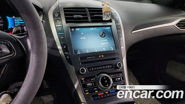 Lincoln New MKZ 2세대, 2017 15