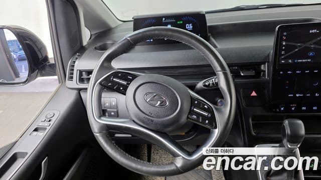 Hyundai Staria Modern, 2022 13