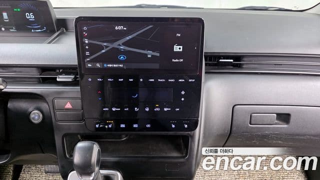 Hyundai Staria Modern, 2022 14