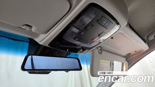 Hyundai Staria Modern, 2022 17