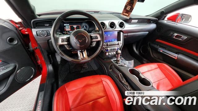 Ford Mustang купе, 2021 7