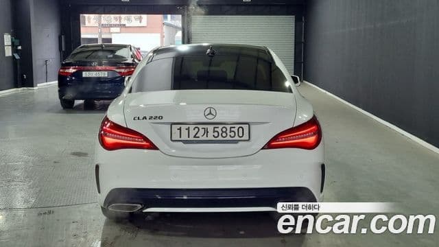 Mercedes-Benz CLA-класс C117 AMG Line, 2018 4