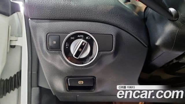 Mercedes-Benz CLA-класс C117 AMG Line, 2018 13