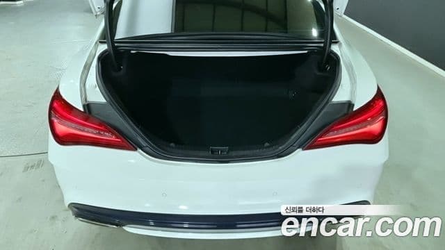 Mercedes-Benz CLA-класс C117 AMG Line, 2018 16