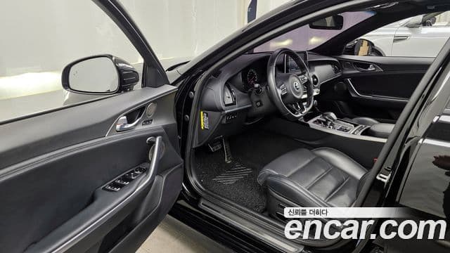 Kia 스팅어 GT, 2018 10