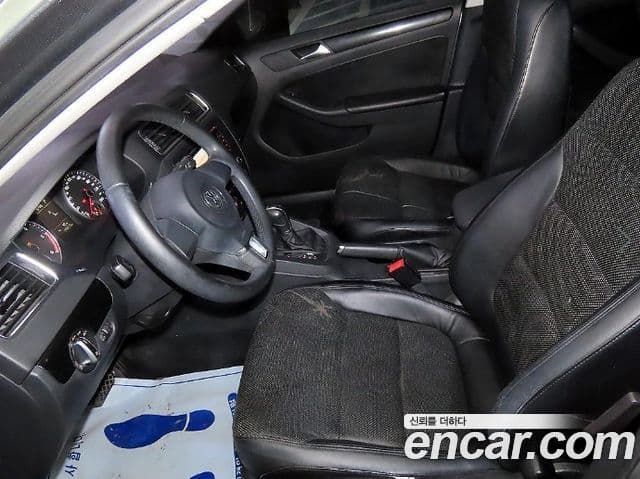 Volkswagen New Jetta 6세대, 2013 6