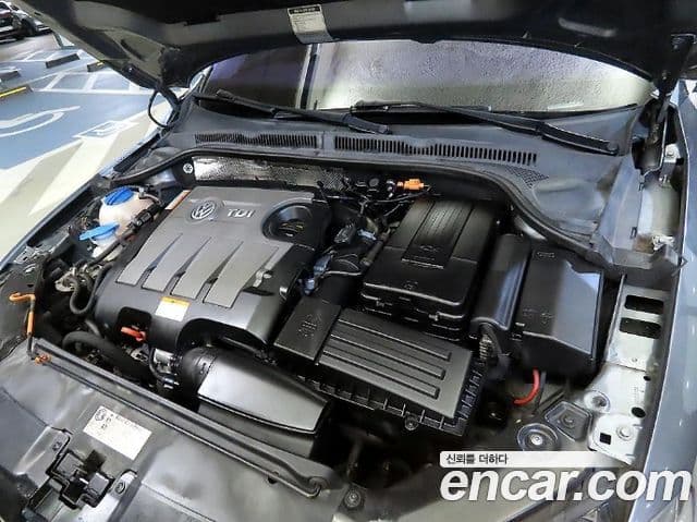 Volkswagen New Jetta 6세대, 2013 19