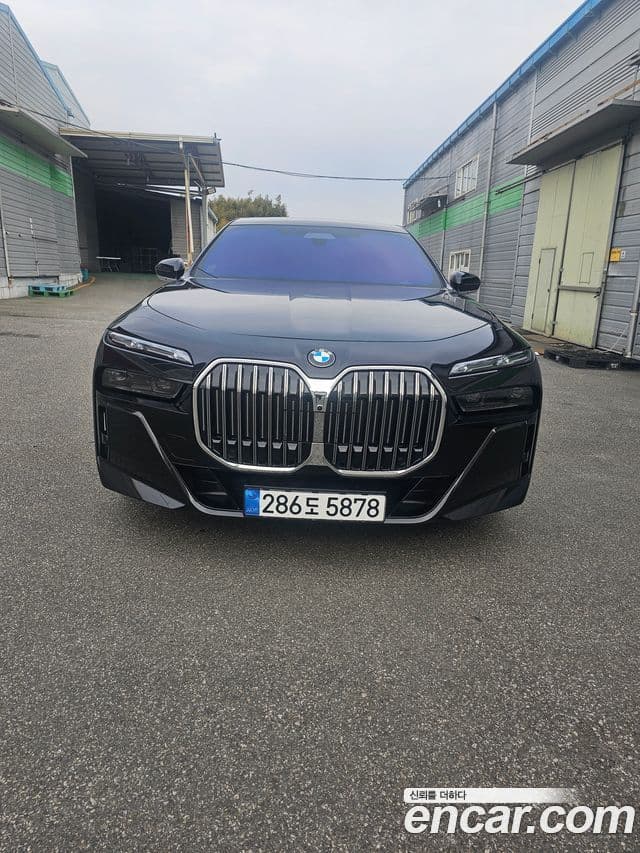 BMW 7시리즈 (G70) 740d xDrive M Sport