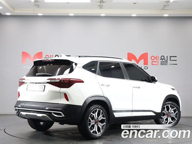 Kia Seltos Signature, 2023 3