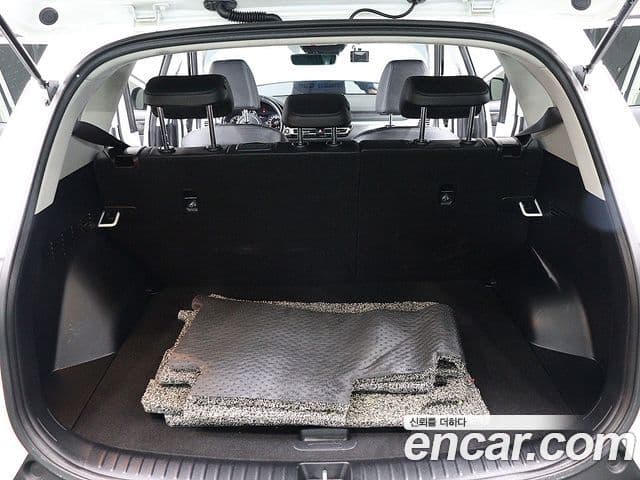 Kia Seltos Signature, 2023 все фото