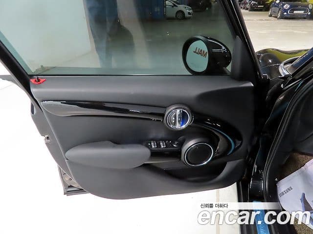 Mini Cooper S 3세대, 2019 13