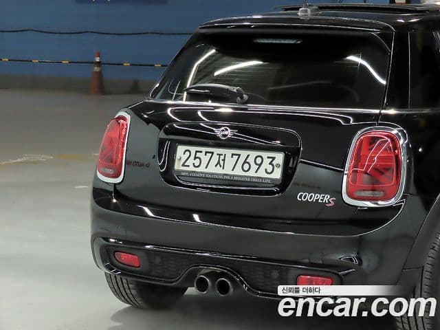 Mini Cooper S 3세대, 2019 16