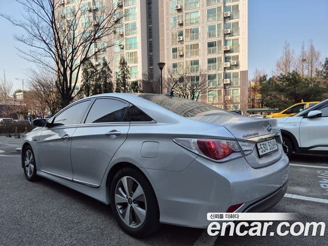 Hyundai Sonata гибрид Royal, 2012 2